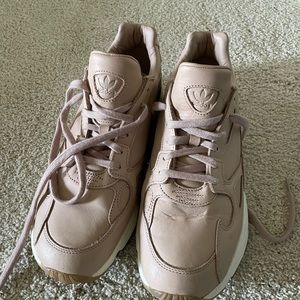 Adidas beige sneakers, worn once